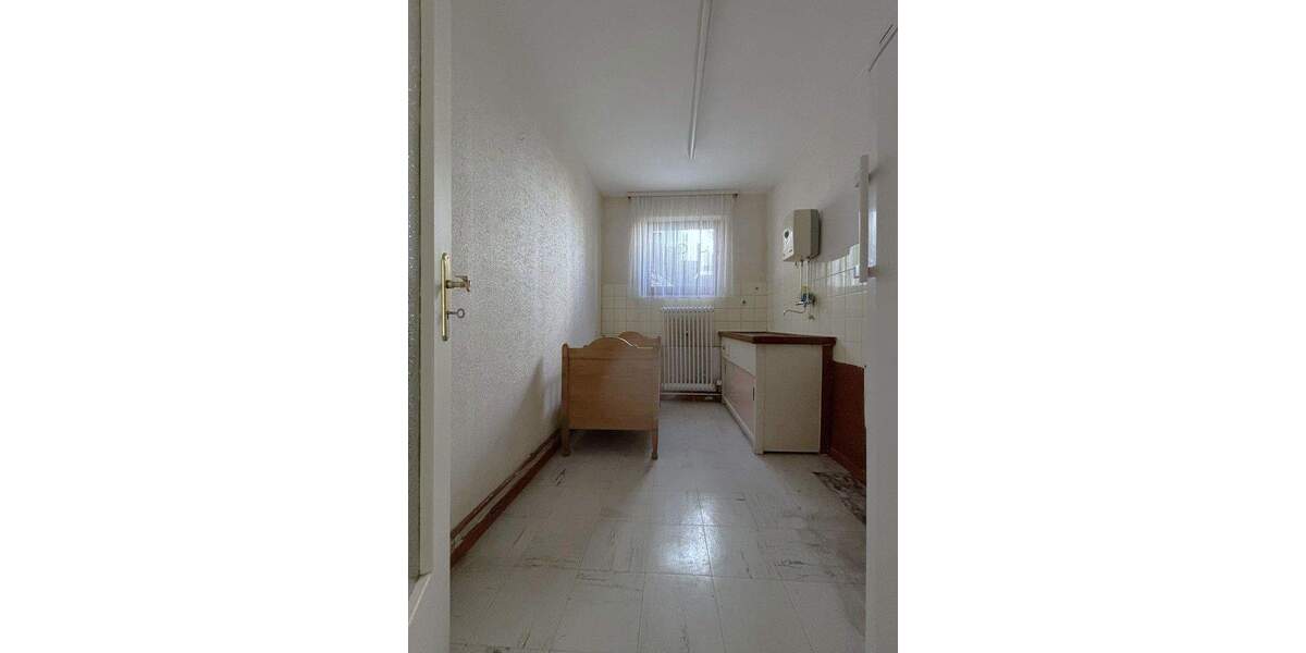 Einfamilienhaus Böblingen - 6 Zimmer, 196 m&sup2;, 895.000&euro; | Angebot:25733305