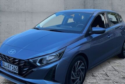 Hyundai i20 5.564 km 18.600 &euro; Ammerbuch-Entringen 72119