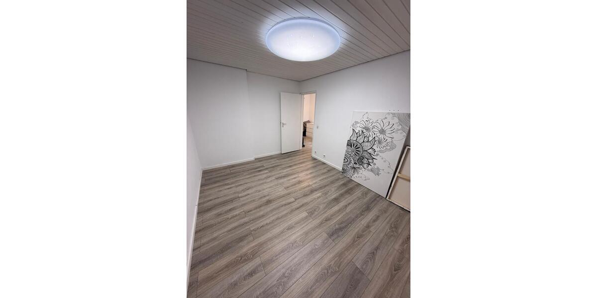 Etagenwohnung Neckartenzlingen - 2 Zimmer, 42 m&sup2;, 900&euro; | Angebot:26588272