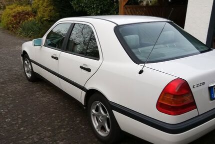 Mercedes-Benz C 220 200.000 km 4.200 &euro; Horb 72160