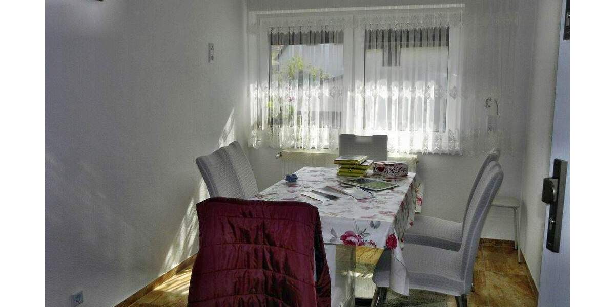 Mehrfamilienhaus, Wohnhaus Althengstett - 8 Zimmer, 180 m&sup2;, 595.999&euro; | Angebot:25737016