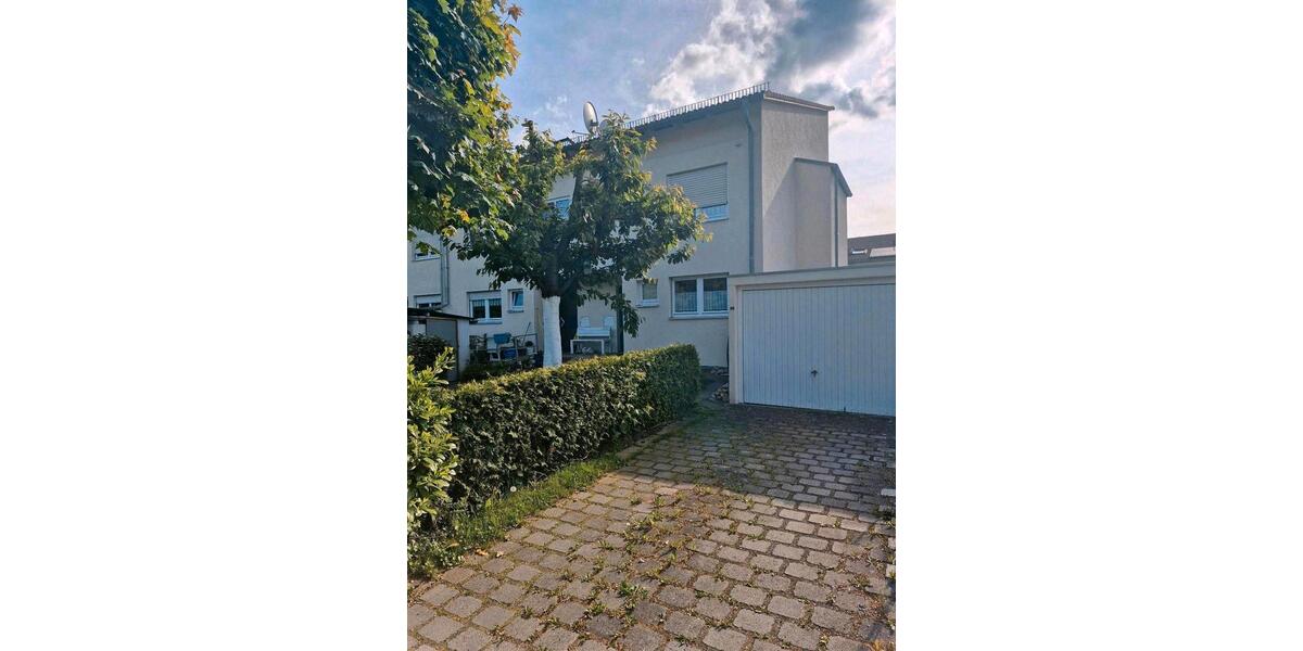 Reihenhaus Stuttgart Vaihingen - 4.5 Zimmer, 144 m&sup2;, 845.000&euro; | Angebot:26932591