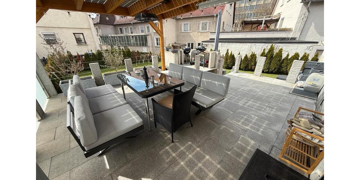 Reihenhaus Reutlingen Sondelfingen - 5.5 Zimmer, 145 m&sup2;, 529.000&euro; | Angebot:26143388