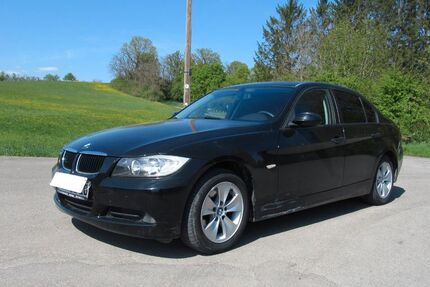 BMW 320 196.000 km 1.999 &euro; Hechingen 72379