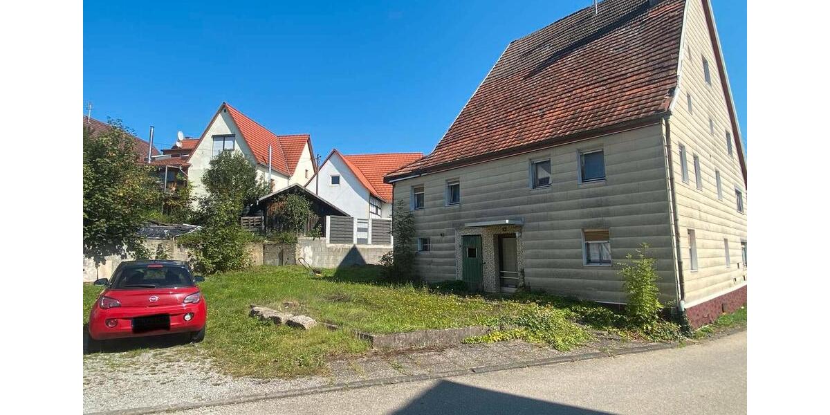 Einfamilienhaus Haigerloch - 9 Zimmer, 270 m&sup2;, 123.456&euro; | Angebot:25612396