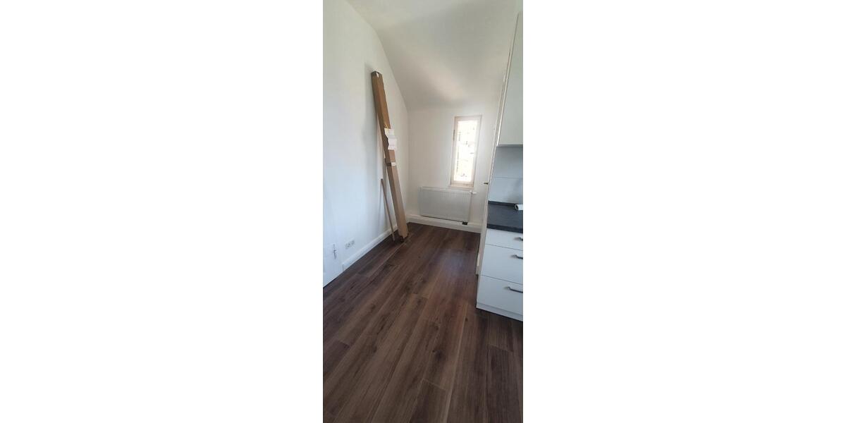 Etagenwohnung Sindelfingen Sindelfingen (Stadt) - 4 Zimmer, 110 m&sup2;, 1.150&euro; | Angebot:25960828