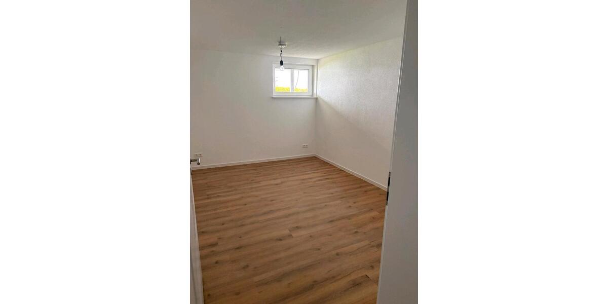 Erdgeschoßwohnung Ofterdingen - 2 Zimmer, 60 m&sup2;, 950&euro; | Angebot:26201481