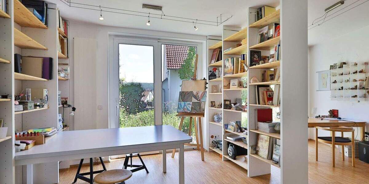 Einfamilienhaus Waldenbuch - 7 Zimmer, 330 m&sup2;, 1.295.000&euro; | Angebot:25734444