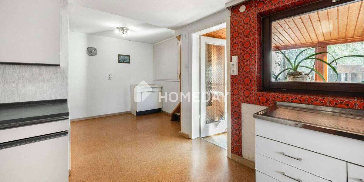 Einfamilienhaus Bad Urach Hengen - 6 Zimmer, 140 m&sup2;, 249.000&euro; | Angebot:25677505