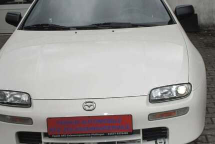 Mazda 323 25.600 km 7.950 &euro; Pfullingen 72793