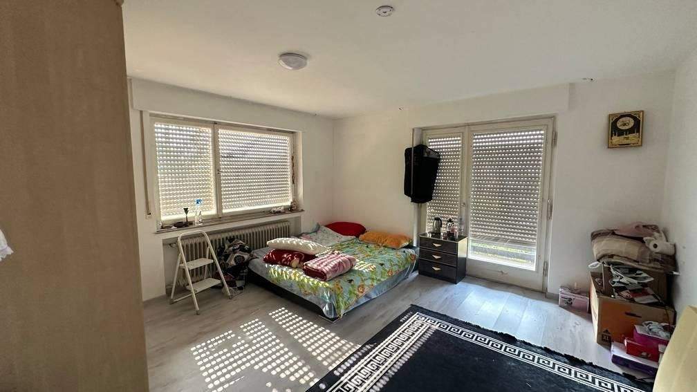 Mehrfamilienhaus, Wohnhaus Ostelsheim - 9 Zimmer, 210 m&sup2;, 649.000&euro; | Angebot:25737007