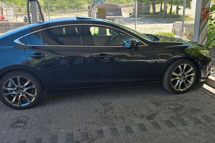 Mazda 6 210.000 km 7.300 &euro; Stuttgart 70439