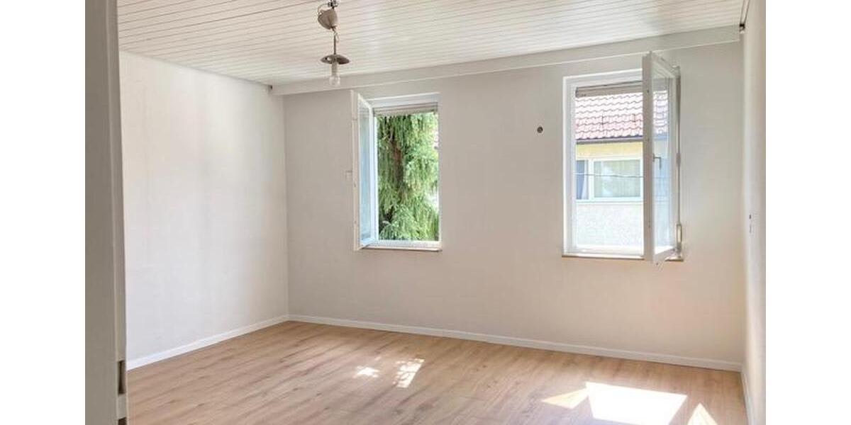 Etagenwohnung Stuttgart Hedelfingen - 3.5 Zimmer, 75 m&sup2;, 990&euro; | Angebot:25961010