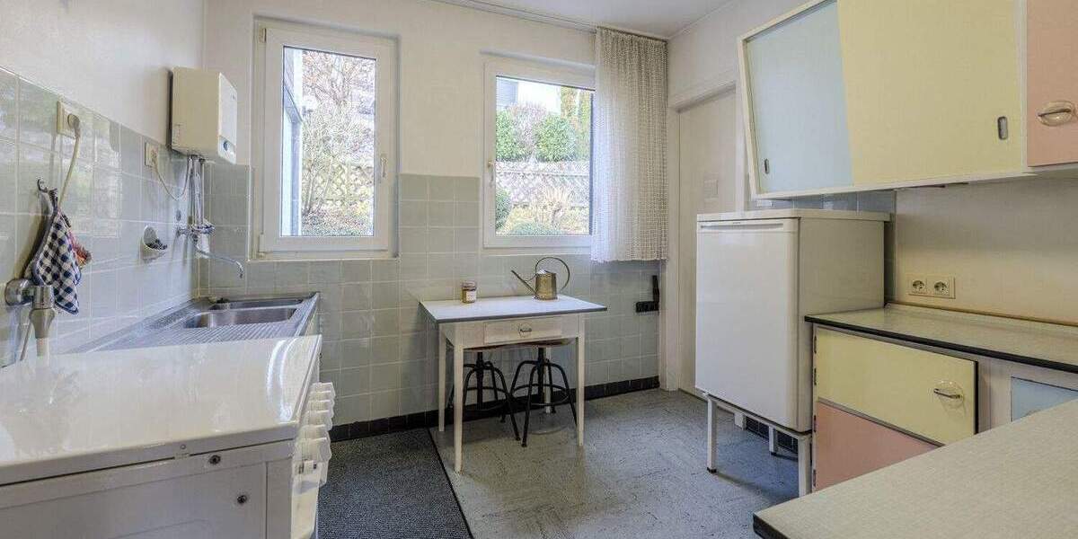 Einfamilienhaus Stuttgart Heumaden - 7 Zimmer, 162 m&sup2;, 890.000&euro; | Angebot:25690122