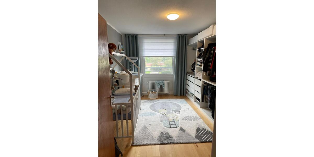 Etagenwohnung Stuttgart Birkach - 3 Zimmer, 89 m&sup2;, 1.200&euro; | Angebot:25446978