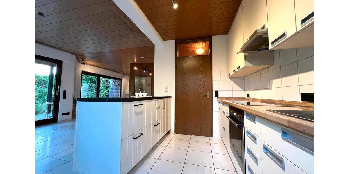 Doppelhaushälfte Böblingen - 6.5 Zimmer, 192 m&sup2;, 739.000&euro; | Angebot:27165419