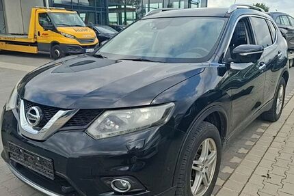 Nissan X-Trail 198.800 km 7.999 &euro; Stuttgart 70374