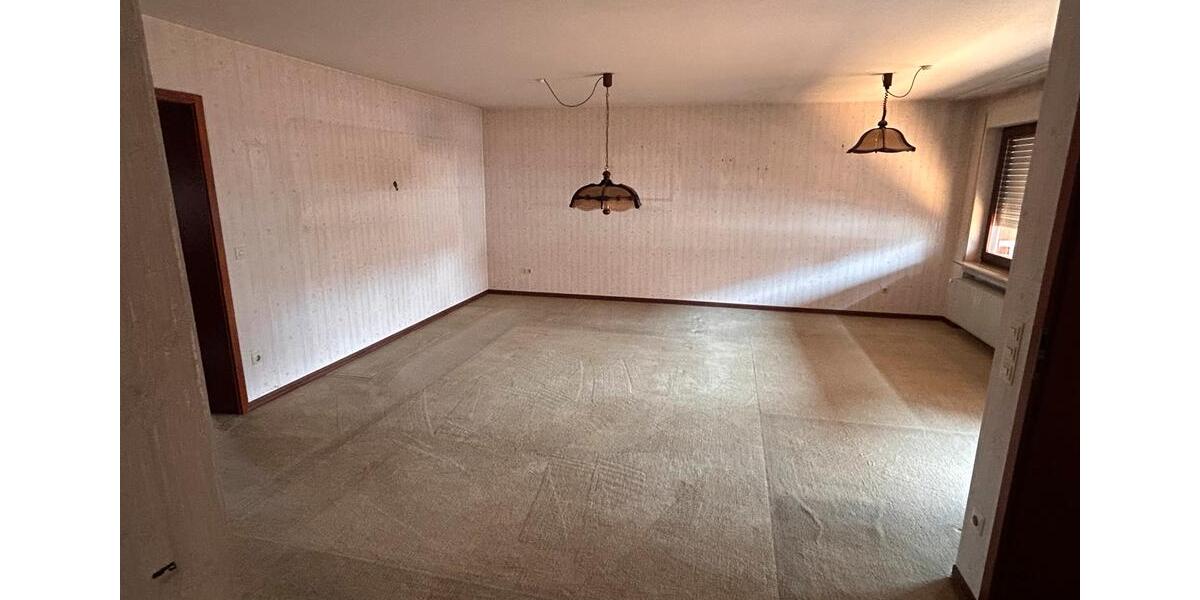 Reihenhaus Köngen - 8 Zimmer, 210 m&sup2;, 630.000&euro; | Angebot:27191337
