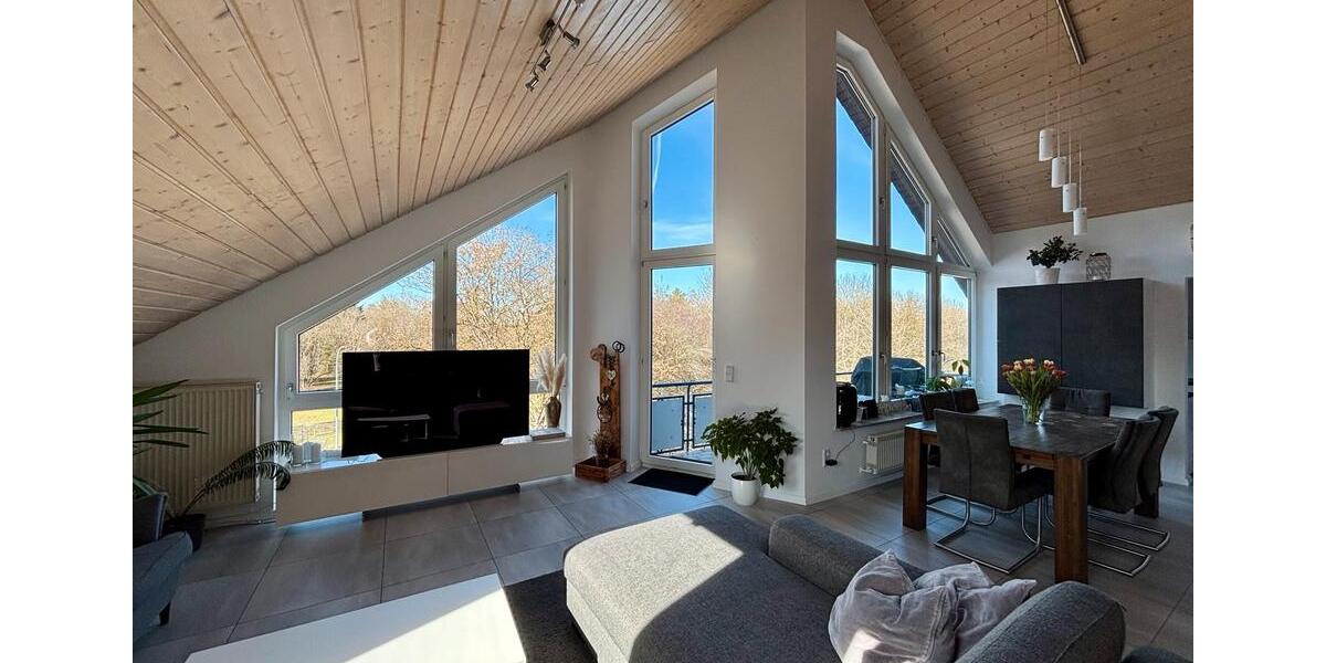 Maisonettenwohnung Sindelfingen Eichholz - 3.5 Zimmer, 96 m&sup2;, 1.600&euro; | Angebot:25829632