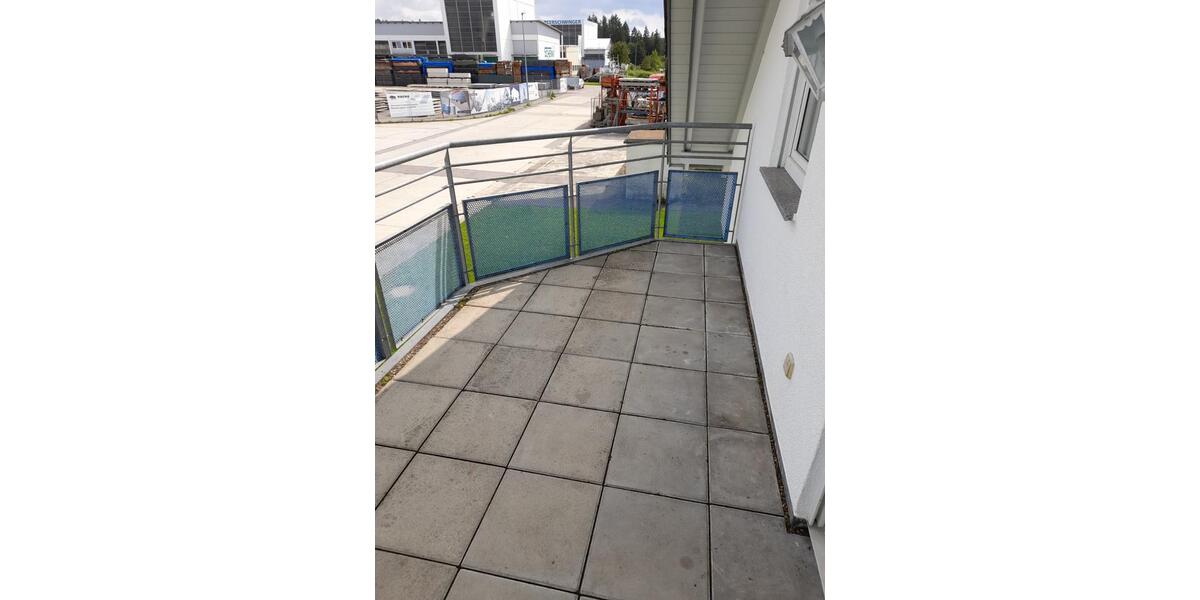 Dachgeschoßwohnung Engstingen - 3 Zimmer, 97 m&sup2;, 660&euro; | Angebot:25960849