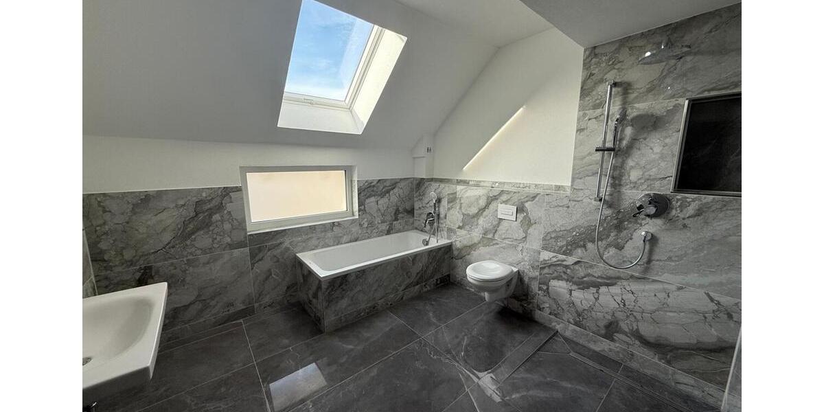Doppelhaushälfte Herrenberg - 6 Zimmer, 138 m&sup2;, 2.250&euro; | Angebot:26364288