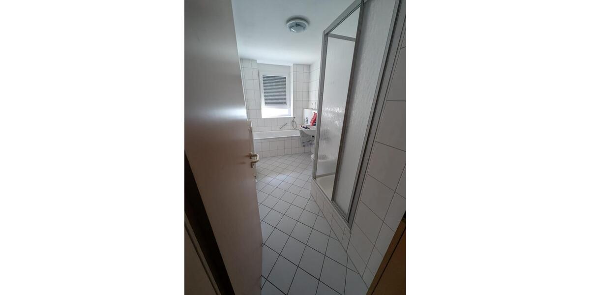 Etagenwohnung Wendlingen am Neckar - 3 Zimmer, 70 m&sup2;, 1.350&euro; | Angebot:25794104