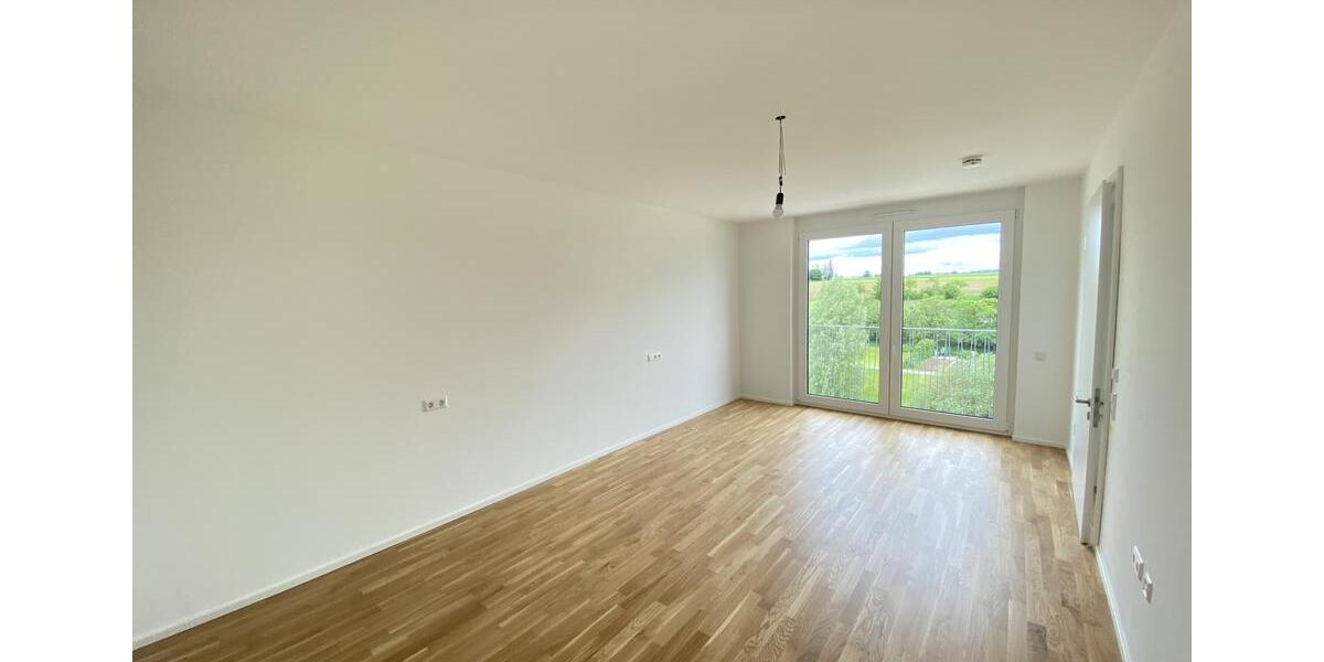 Etagenwohnung Rottenburg am Neckar - 2 Zimmer, 84 m&sup2;, 1.121&euro; | Angebot:23705802