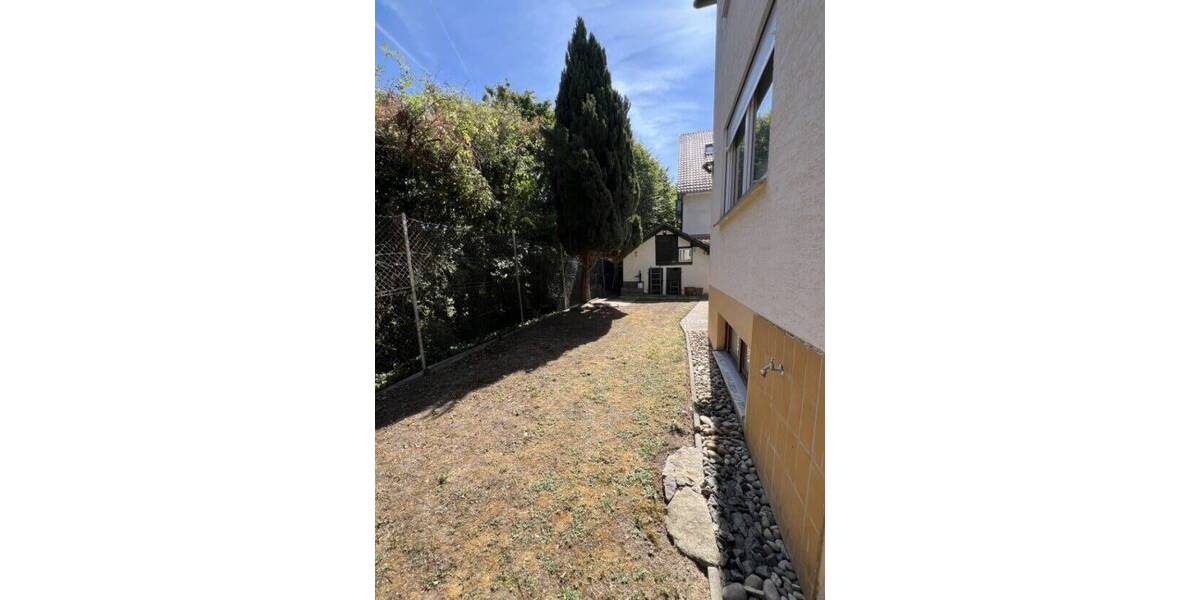 Mehrfamilienhaus, Wohnhaus Herrenberg - 7 Zimmer, 220 m&sup2;, 695.000&euro; | Angebot:25780767