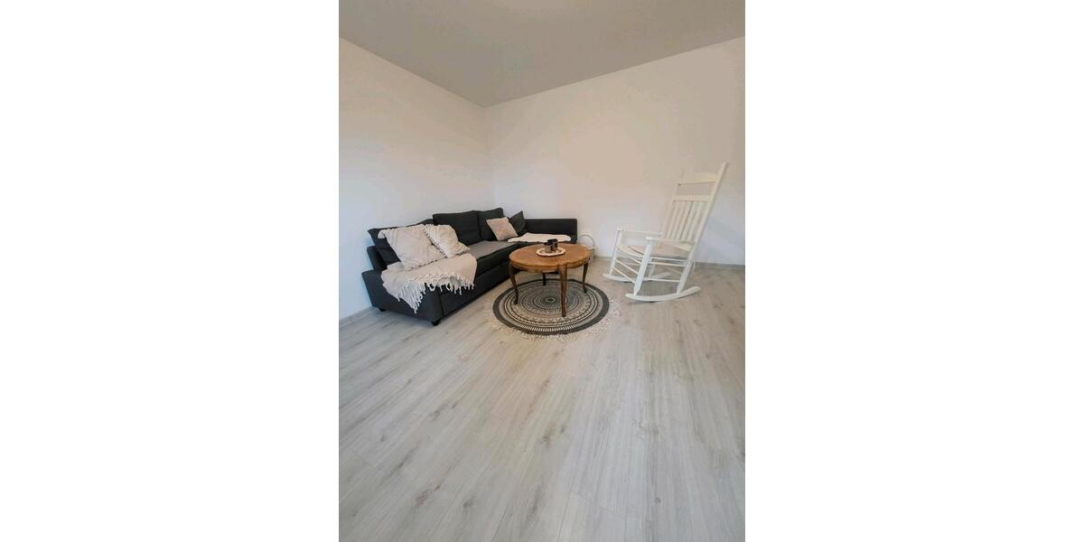 Erdgeschoßwohnung Bad Urach - 2 Zimmer, 40 m&sup2;, 900&euro; | Angebot:26478686