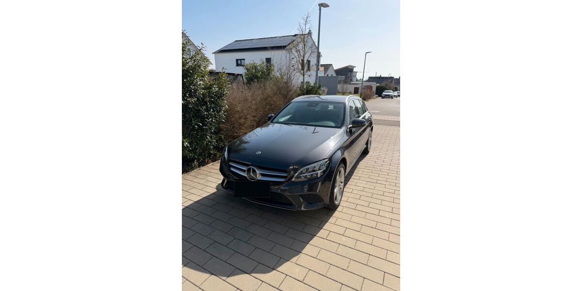 Mercedes-Benz 220 33.500 km 31.500 &euro; Herrenberg 71083