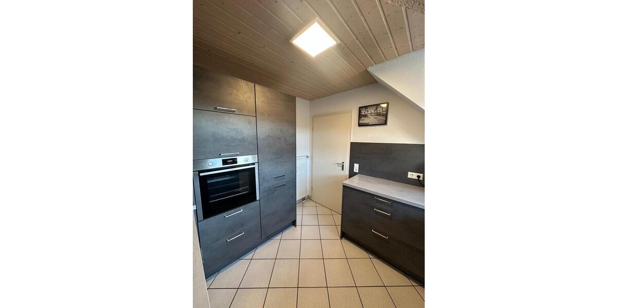 Dachgeschoßwohnung Haigerloch - 4 Zimmer, 77 m&sup2;, 260.000&euro; | Angebot:25813093