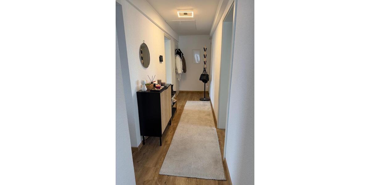 Dachgeschoßwohnung Jettingen - 3 Zimmer, 66 m&sup2;, 1.250&euro; | Angebot:25131334