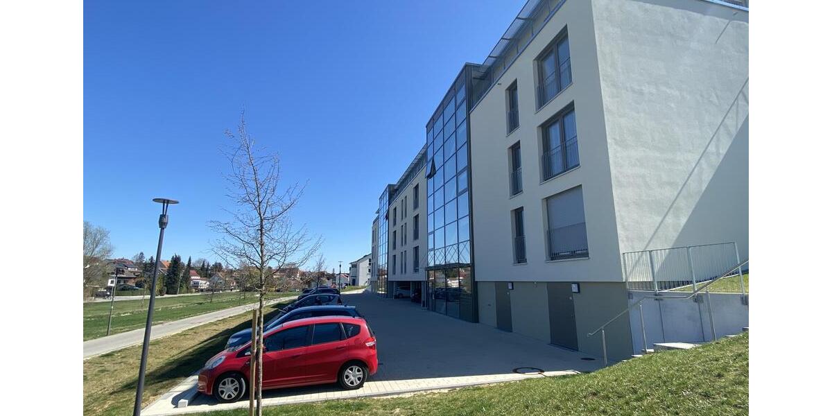 Etagenwohnung Rottenburg am Neckar - 2 Zimmer, 84 m&sup2;, 1.121&euro; | Angebot:23705802