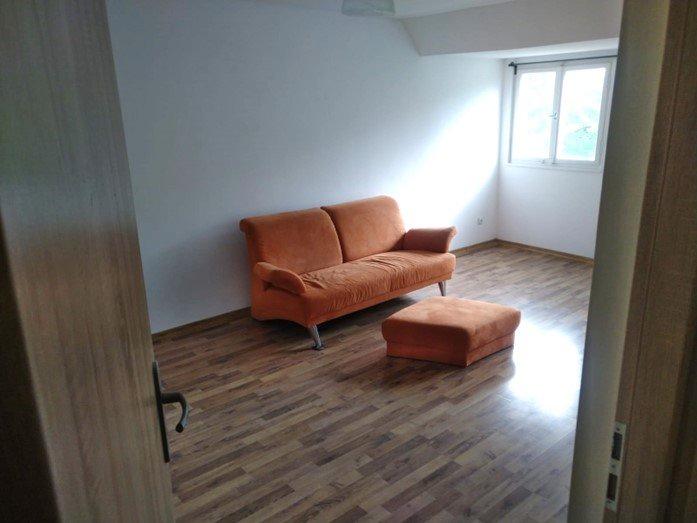 Etagenwohnung Eutingen im Gäu - 4 Zimmer, 125 m&sup2;, 900&euro; | Angebot:25973913