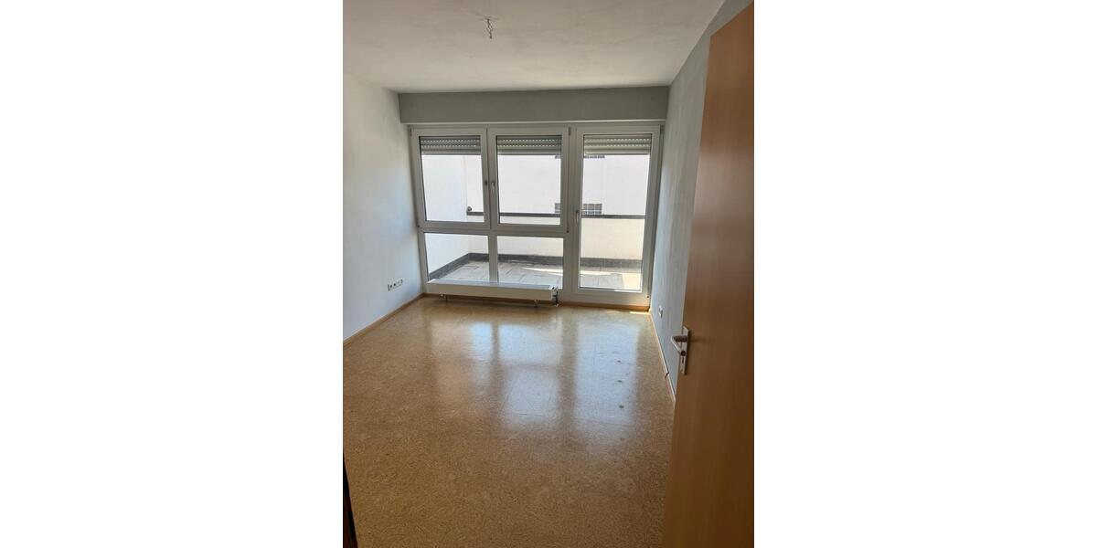 Etagenwohnung Burladingen - 4.5 Zimmer, 90 m&sup2;, 1.280&euro; | Angebot:26133493