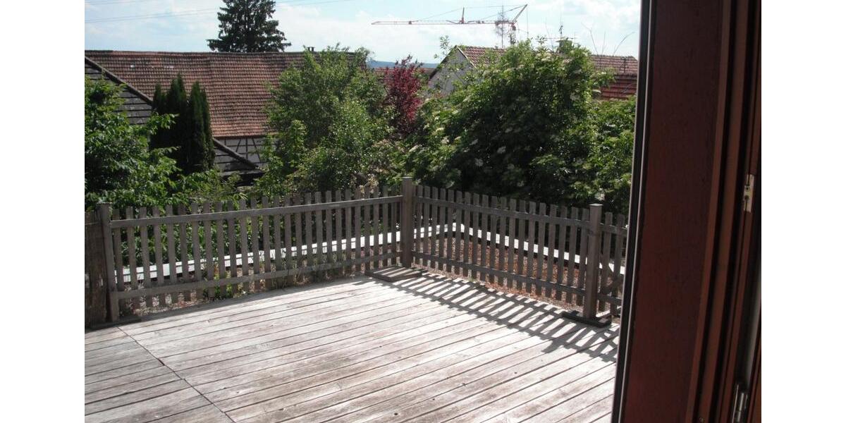Mehrfamilienhaus, Wohnhaus Bad Urach - 9 Zimmer, 228 m&sup2;, 308.000&euro; | Angebot:27220362