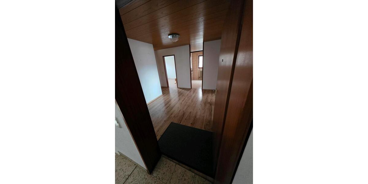 Hochparterre Jettingen - 3 Zimmer, 80 m&sup2;, 270.000&euro; | Angebot:25960897