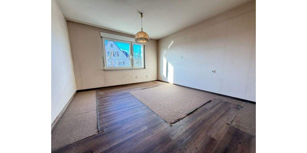 Doppelhaushälfte Metzingen - 5 Zimmer, 94 m&sup2;, 330.000&euro; | Angebot:25671341