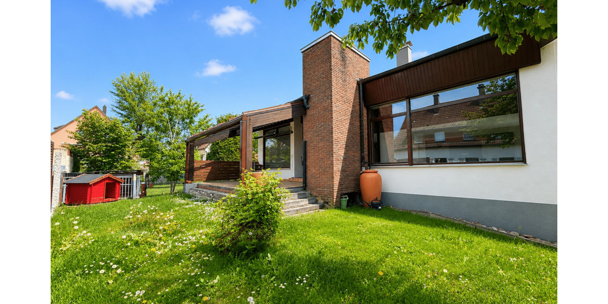 Einfamilienhaus Steinenbronn - 5 Zimmer, 230 m&sup2;, 2.700&euro; | Angebot:26596714