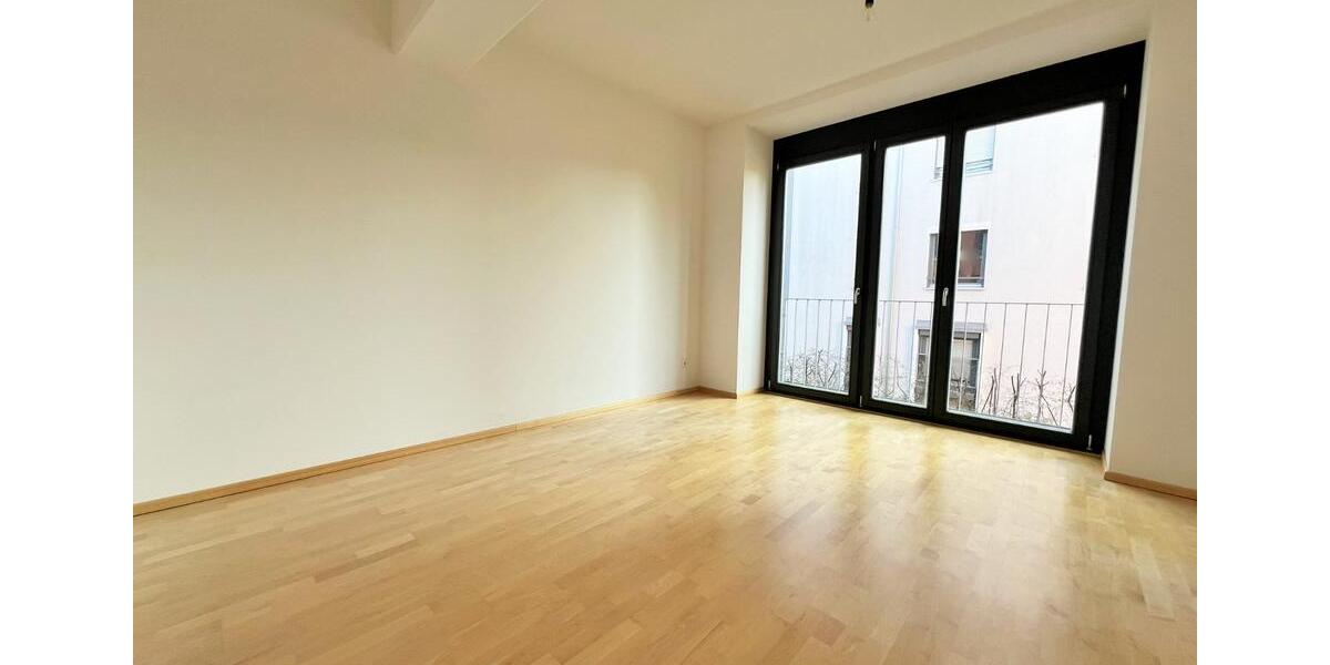 Loft - Studio - Atelier Stuttgart Fasanenhof-Ost - 3 Zimmer, 126 m&sup2;, 2.000&euro; | Angebot:23538088