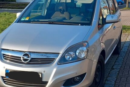 Opel Zafira 179.000 km 4.800 &euro; Metzingen 72555