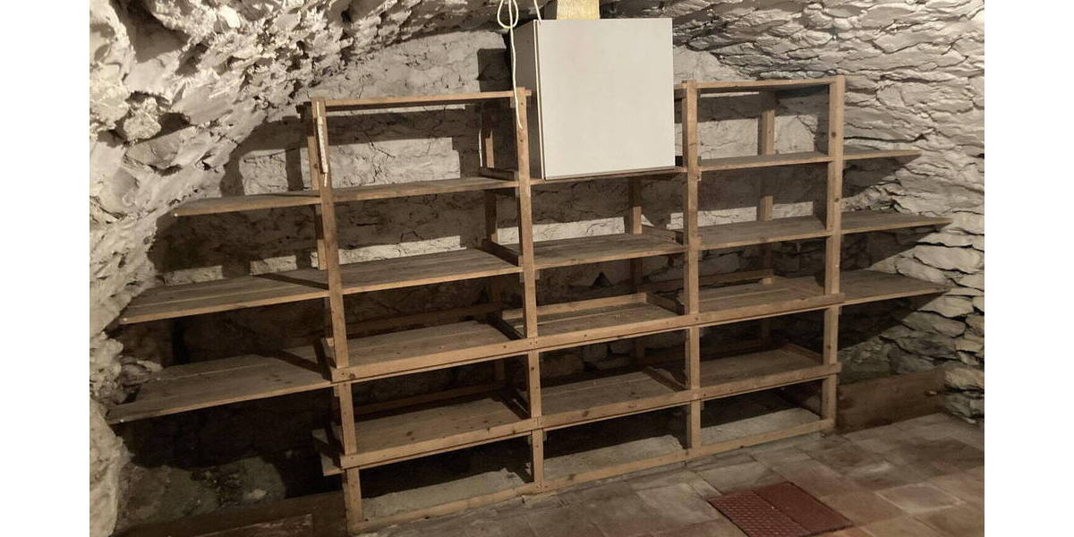 Mehrfamilienhaus, Wohnhaus Erkenbrechtsweiler - 7 Zimmer, 195 m&sup2;, 447.000&euro; | Angebot:26034280