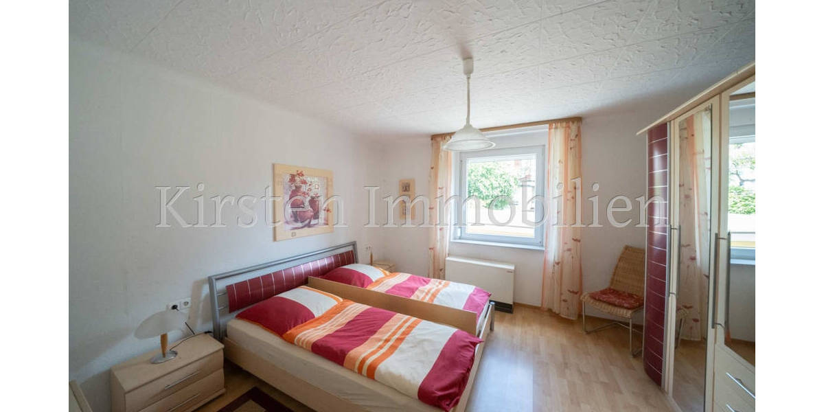 Mehrfamilienhaus, Wohnhaus Bisingen - 6 Zimmer, 360.000&euro; | Angebot:25696015