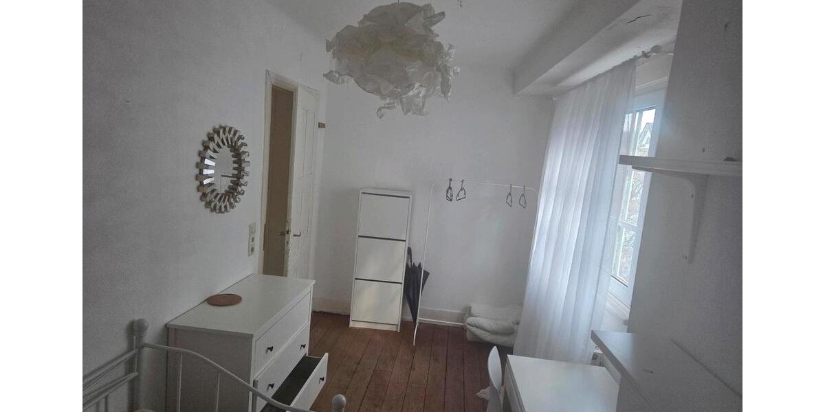 Etagenwohnung Tübingen - 1 Zimmer, 10 m&sup2;, 450&euro; | Angebot:26040711