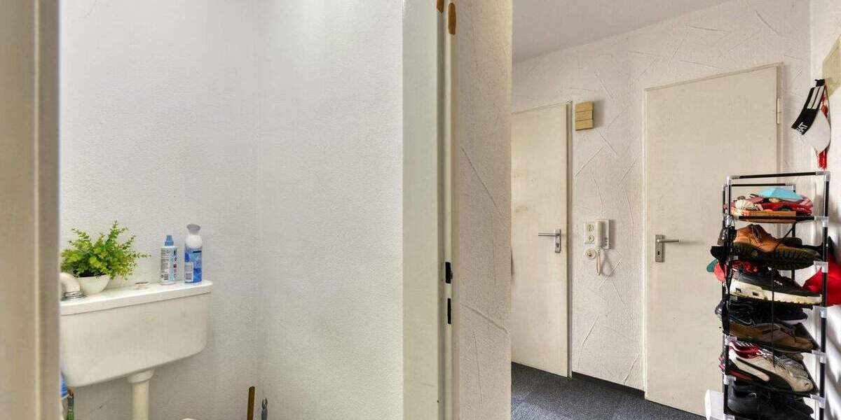Etagenwohnung Stuttgart Fasanenhof - 3 Zimmer, 210.000&euro; | Angebot:25864318