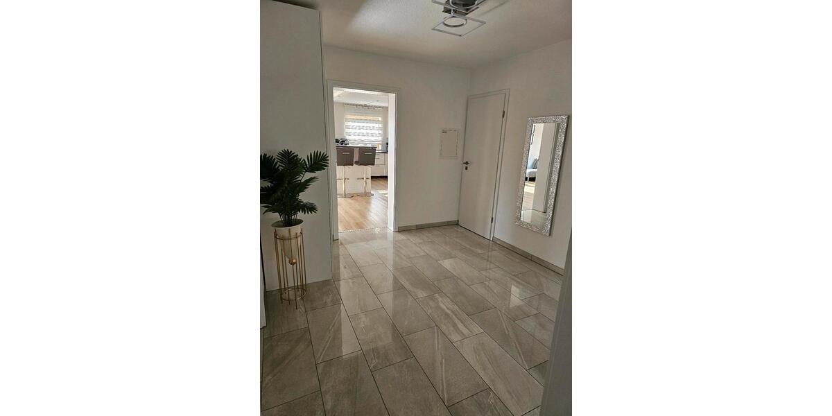 Etagenwohnung Bondorf - 3.5 Zimmer, 92 m&sup2;, 379.000&euro; | Angebot:25833442