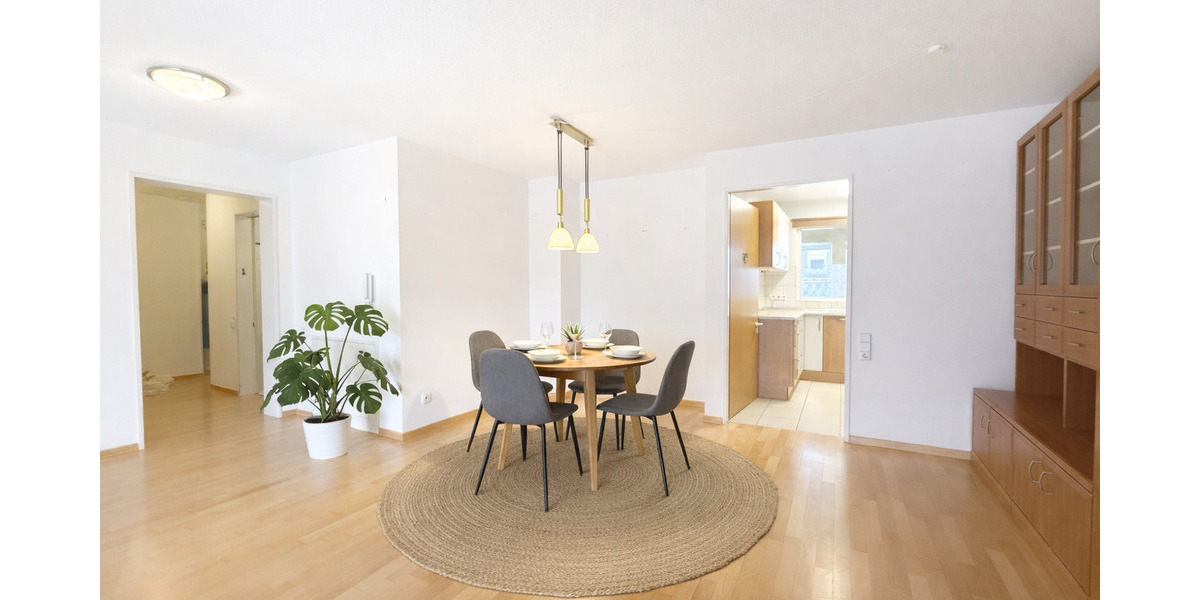 Etagenwohnung Sindelfingen Mitte - 2 Zimmer, 87 m&sup2;, 1.300&euro; | Angebot:25667919