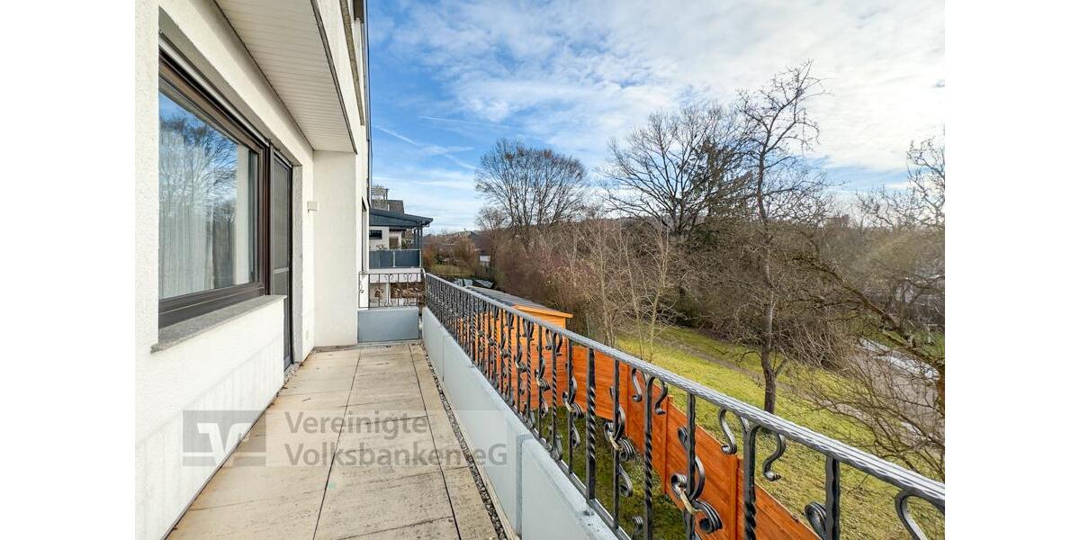 Erdgeschoßwohnung Sindelfingen Eichholz - 3.5 Zimmer, 142 m&sup2;, 2.280&euro; | Angebot:24878024