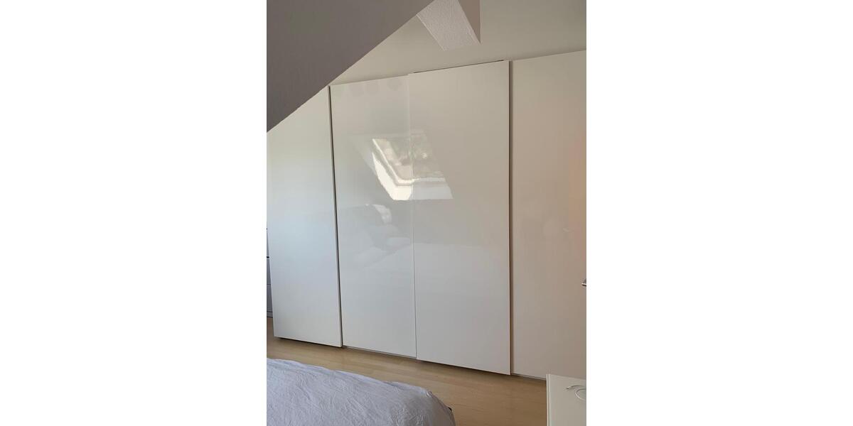 Dachgeschoßwohnung Herrenberg - 3.5 Zimmer, 70 m&sup2;, 419.000&euro; | Angebot:27494874