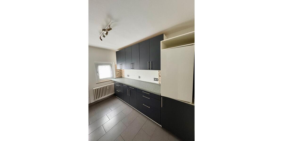 Etagenwohnung Engstingen - 3 Zimmer, 75 m&sup2;, 700&euro; | Angebot:25841298